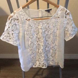 Polyester & lace top